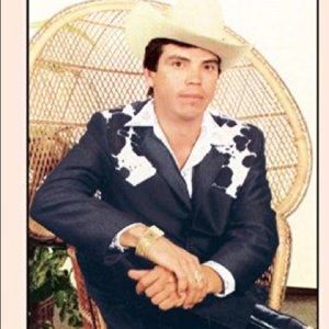 Meet your Posher, Marcos